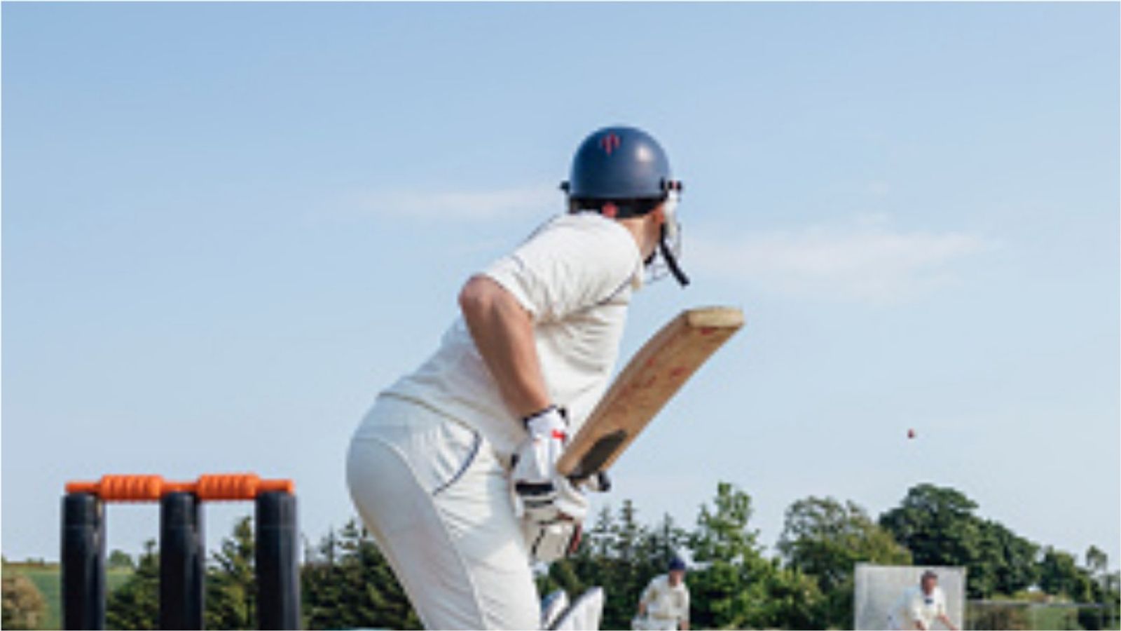 बड़ी खबर: बॉर्डर- गावस्कर ट्रॉफी के बीच भारतीय क्रिकेटर की अचानक हुई मैदान पर मौत, परिवार पर आया दुखों का पहाड़ बड़ी खबर: बॉर्डर- गावस्कर ट्रॉफी के बीच भारतीय क्रिकेटर की अचानक हुई मैदान पर मौत, परिवार पर आया दुखों का पहाड़