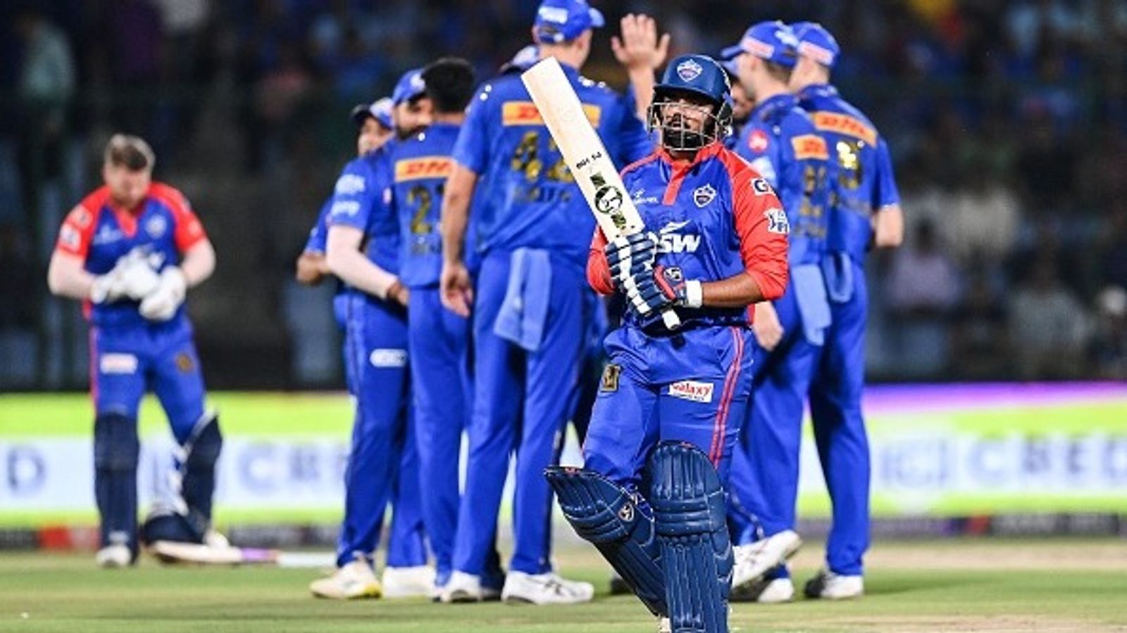 Exclusive: 'उसे IPL से बाहर करना जरूरी था', पृथ्वी शॉ ने जिस फ्रेंचाइज को दिया सबकुछ उसके मालिक ने ये क्या कह दिया Exclusive: 'उसे IPL से बाहर करना जरूरी था', पृथ्वी शॉ ने जिस फ्रेंचाइज को दिया सबकुछ उसके मालिक ने ये क्या कह दिया