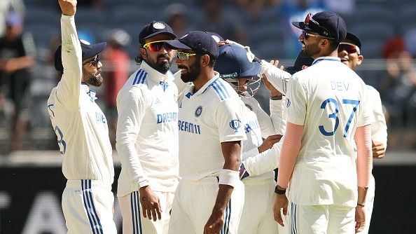 IND vs PM XI: इन खिलाड़ियों के साथ भारत खेलेगा पिंक बॉल टेस्ट, जानें कहां देख सकेंगे लाइव, यहां है पूरी जानकारी