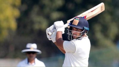 शुभमन गिल के साथी की दमदार फिफ्टी पर भारी पड़ी विराट की पारी, दो चौके और दो छक्के उड़ाकर इशान किशन की टीम को जिताई बाजी निशांत सिंघु