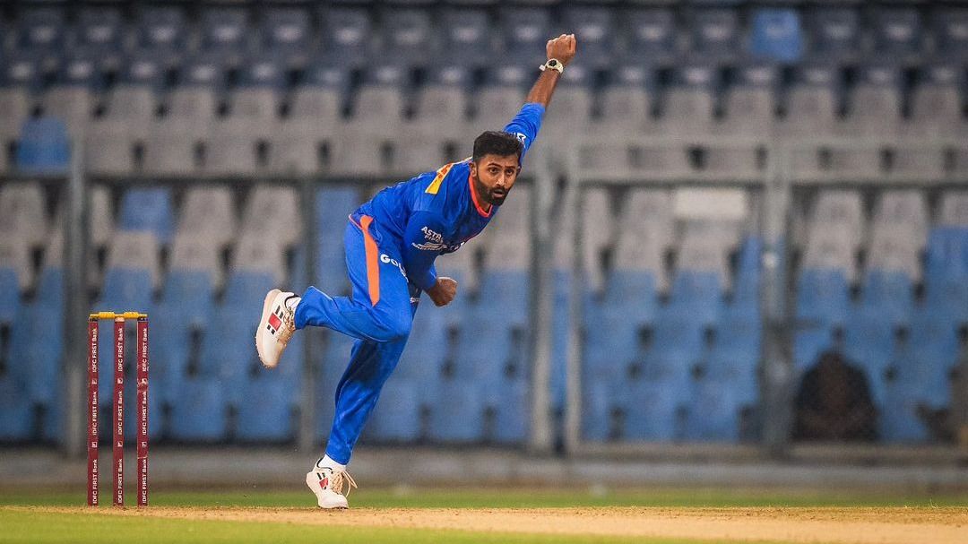 T20 Record : हार्दिक पंड्या व उनके बड़े भाई को OUT कर चटकाई 'हैट्रिक, CSK के नए स्पिनर का बड़ा करिश्मा, जानिए कौन है 30 लाख वाला ये जांबाज?