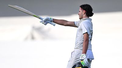 IND vs AUS : भारत के खिलाफ शतक जड़ने वाला डेब्यू को बेताब, एडिलेड टेस्ट से पहले 19 साल के ऑस्ट्रेलियाई बैटर की दहाड़, कहा - अब मैं बहुत जल्द... भारत के खिलाफ शतक जड़ने के सैम कोनस्टास