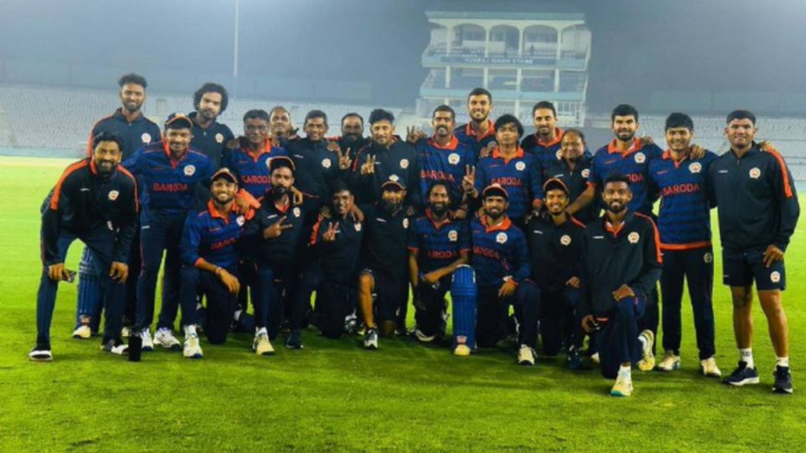 Syed Mushtaq Ali Trophy के नॉकआउट मैचों का शेड्यूल आया सामने, चौके-छक्कों की बारिश के साथ 10 टीमें क्वालीफाई, 6 क्वार्टर फाइनल में पहुंची Syed Mushtaq Ali Trophy के नॉकआउट मैचों का शेड्यूल आया सामने, चौके-छक्कों की बारिश के साथ 10 टीमें क्वालीफाई, 6 क्वार्टर फाइनल में पहुंची