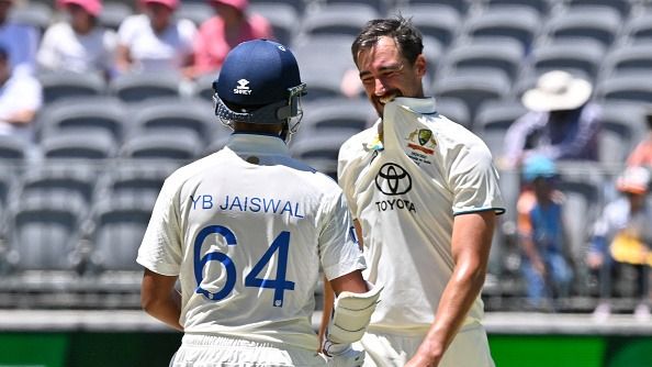 IND vs AUS : 'तुम धीमी गेंदबाजी कर रहे हो', यशस्वी जायसवाल के कमेंट पर मिचेल स्टार्क का आया रिएक्शन,  कहा - मैं उसे सस्ते में आउट...