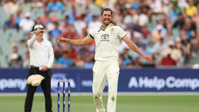 IND-AUS Adelaide Test: मिचेल स्टार्क करियर की बेस्ट परफॉर्मेंस से टीम इंडिया को तबाह कर भी नहीं भूले पहले टेस्ट की हार, बोले- इन लोगों ने... SportsTak Hindi