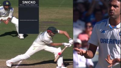 IND vs AUS : ऋषभ पंत की हरकत से बिना आउट हुए मैदान छोड़कर चले गए मिचेल मार्श, गेंदबाजी करने वाले अश्विन को भी नहीं हुआ यकीन! देखें Video मिचेल मार्श और अश्विन