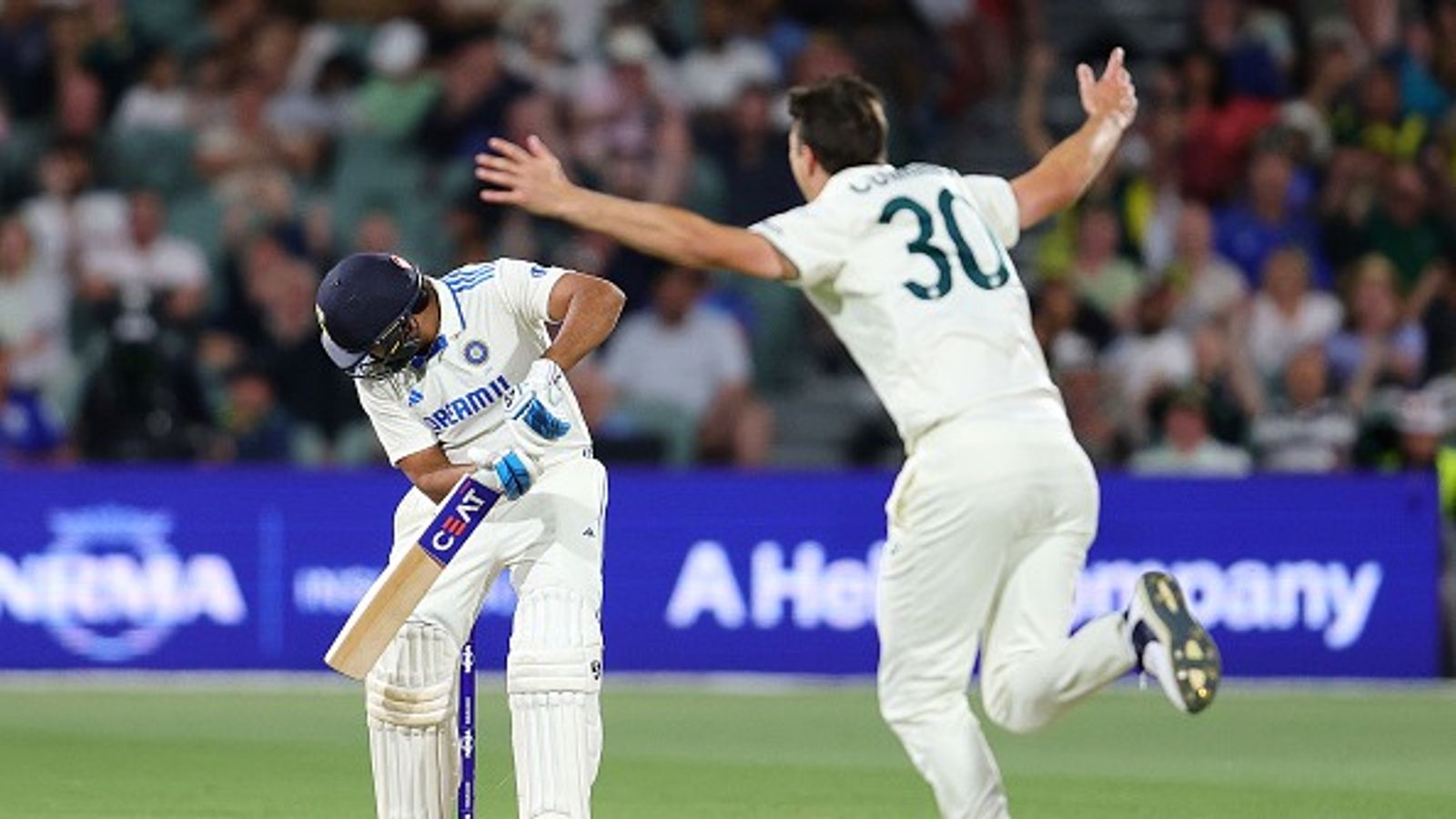 BGT 2025: रोहित शर्मा को आउट करने के लिए क्या पैट कमिंस ने डाली बॉल ऑफ द सीरीज, गच्चा खा गया भारतीय कप्तान, न पांव हिला न गेंद दिखी, VIDEO BGT 2025: रोहित शर्मा को आउट करने के लिए क्या पैट कमिंस ने डाली बॉल ऑफ द सीरीज, गच्चा खा गया भारतीय कप्तान, न पांव हिला न गेंद दिखी, VIDEO