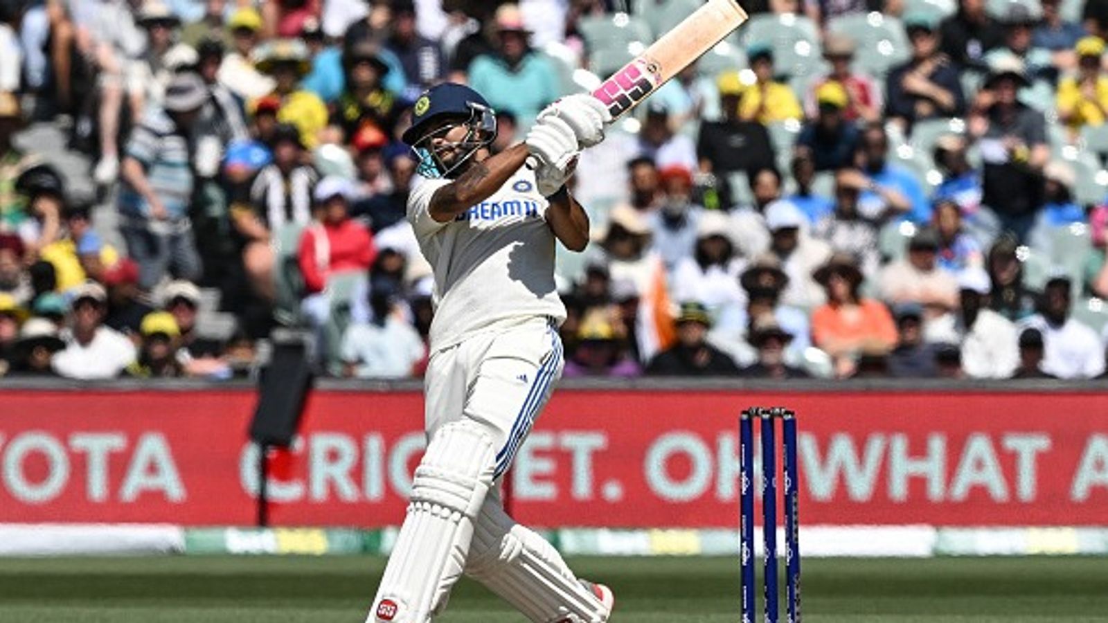 अब तक जो रोहित-पंत नहीं कर पाए वो नितीश रेड्डी ने कर दिखाया, ऑस्ट्रेलिया के सामने खड़े रहे सीना तान, इतिहास के पन्नों में नाम दर्ज अब तक जो रोहित-पंत नहीं कर पाए वो नितीश रेड्डी ने कर दिखाया, ऑस्ट्रेलिया के सामने खड़े रहे सीना तान, इतिहास के पन्नों में नाम दर्ज