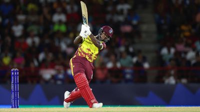 एडिलेड में हार के बाद शुभमन गिल के साथी ने ठोका तूफानी शतक, 8 छक्के उड़ाकर 295 रनों के लक्ष्य का बनाया खिलौना, बांग्लादेश को मिली मात शेरफेन रदरफोर्ड