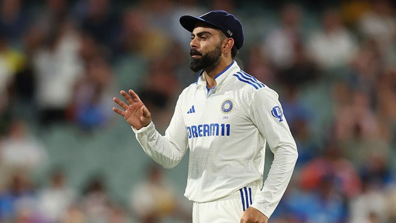 विराट कोहली ने गाबा टेस्ट मैच से पहले बल्लेबाजी के साथ लिया बड़ा फैसला, शुभमन गिल के सामने किया ऐसा, जानें क्या है मामला ? विराट कोहली ने गाबा टेस्ट मैच से पहले बल्लेबाजी के साथ लिया बड़ा फैसला, शुभमन गिल के सामने किया ऐसा, जानें क्या है मामला ?