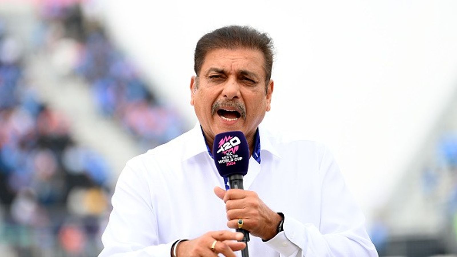 IND vs AUS: सिराज-हेड विवाद पर रवि शास्त्री का विस्फोटक बयान, बोले- एक कदम पीछे नहीं होना, ऑस्ट्रेलिया को मुंहतोड़ जवाब दो IND vs AUS: सिराज-हेड विवाद पर रवि शास्त्री का विस्फोटक बयान, बोले- एक कदम पीछे नहीं होना, ऑस्ट्रेलिया को मुंहतोड़ जवाब दो