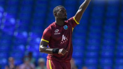 WI vs BAN: जेडन सील्स ने खत्म किया वेस्टइंडीज का लंबा इंतजार, सात विकेट से दूसरा वनडे जीतकर किया कमाल, 10 साल में पहली बार बांग्लादेश के खिलाफ सीरीज पर किया कब्जा SportsTak Hindi