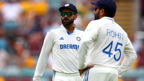 IND vs AUS:  80 गेंद बाद गाबा टेस्‍ट पर टूटी आफत, मैदान छोड़ भागे रोहित-कोहली,ड्रेसिंग रूम से तमाशा देखते रहे खिलाड़ी,पहले दिन एक घंटे का भी नहीं हो पाया खेल
