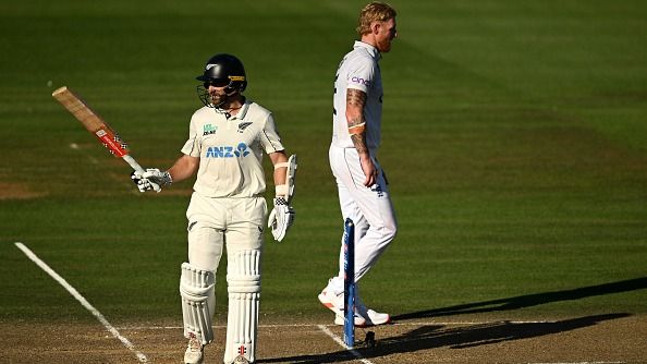 NZ vs ENG, 3rd Test: इंग्‍लैंड की हालत खस्‍ता, 10 रन के अंदर आउट हुई आधी टीम, हैमिल्‍टन टेस्‍ट में 340 रन से न्‍यूजीलैंड आगे