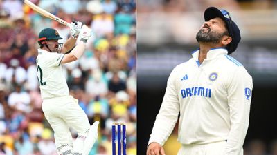 Travis Head vs India: रोहित शर्मा की कप्तानी में मौज उड़ाते हैं ट्रेविस हेड, मनमर्जी से ठोकते हैं शतक, टीम इंडिया के बाकी कप्तानों के सामने है बुरा हाल SportsTak Hindi