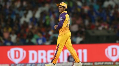 धारावी की झुग्गी में रहने वाली कैसे बनी WPL 2025 ऑक्शन की सबसे महंगी खिलाड़ी? काफी दिलचस्प है सिमरन शेख की उड़ान की कहानी SportsTak Hindi