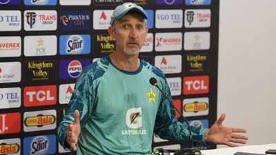 जेसन गिलेस्पी ने हेड कोच पद छोड़ने के बाद पाकिस्तान क्रिकेट की बखिया उधेड़ी, धोखा देने का लगाया आरोप, बोले- मुझे पता था वहां कोच नहीं टिकते Jason Gillespie