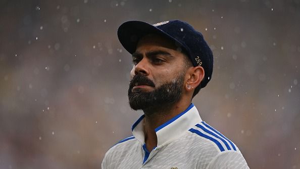 विराट कोहली ने गाबा टेस्ट के बीच लिया बड़ा फैसला, टीम इंडिया का ड्रेसिंग रूम छोड़ उठाया ये कदम विराट कोहली ने गाबा टेस्ट के बीच लिया बड़ा फैसला, टीम इंडिया का ड्रेसिंग रूम छोड़ उठाया ये कदम