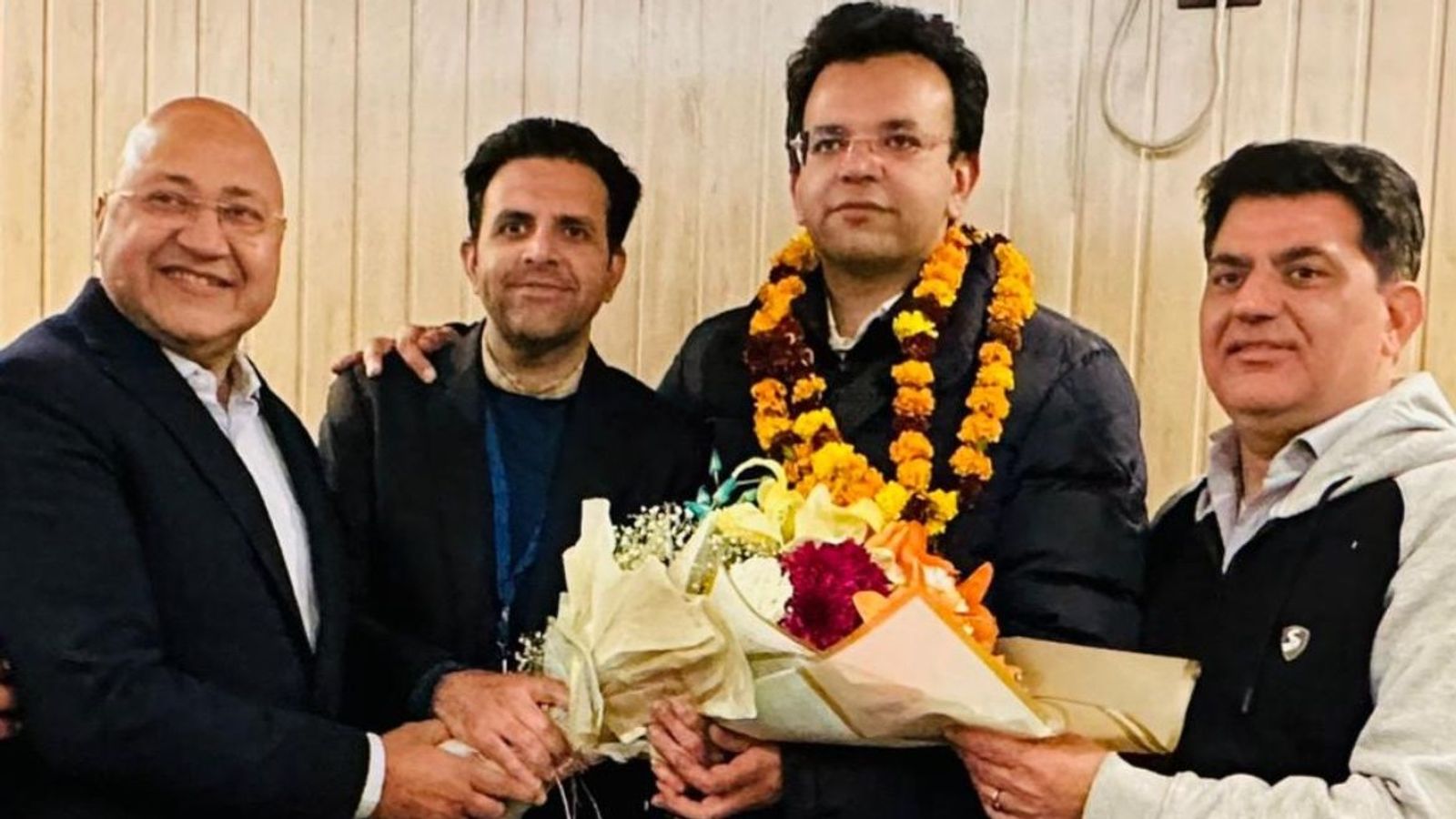 रोहन जेटली की हैट्रिक, लगातार तीसरी बार बने DDCA के अध्यक्ष, पूर्व क्रिकेटर को दी मात रोहन जेटली की हैट्रिक, लगातार तीसरी बार बने DDCA के अध्यक्ष, पूर्व क्रिकेटर को दी मात