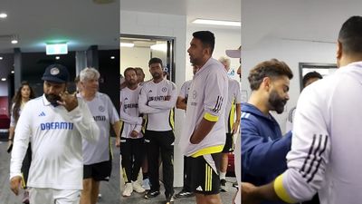 आर अश्विन की फेयरवेल स्पीच ने रोहित शर्मा के साथ टीम इंडिया के हर खिलाड़ी को रुलाया, जानें क्या बोला लेजेंड्री स्पिनर SportsTak Hindi