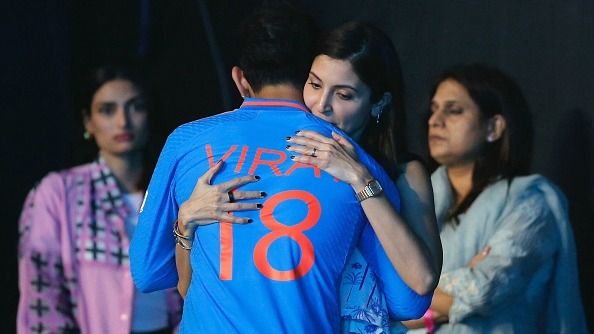 'विराट कोहली रो रहे थे जब अनुष्का कमरे में पहुंची', धवन ने सुनाई इंग्लैंड टेस्ट की अनसुनी कहानी