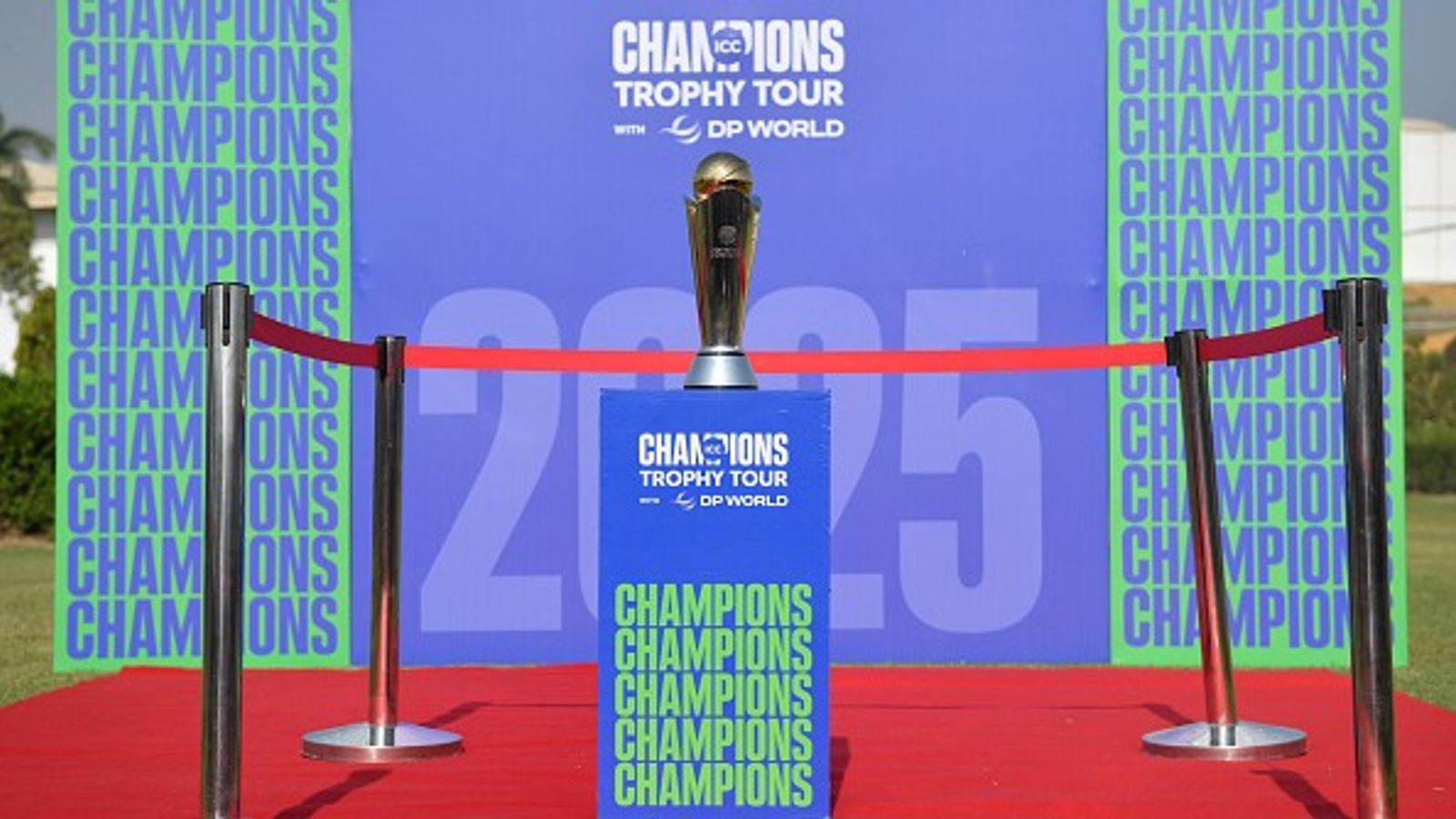 Champions Trophy Schedule : चैंपियंस ट्रॉफी के सभी 15 मैचों का पूरा शेड्यूल ये रहा, लेकिन इन 3 दिनों का गणित समझना सबसे ज्यादा जरूरी है Champions Trophy Schedule : चैंपियंस ट्रॉफी के सभी 15 मैचों का पूरा शेड्यूल ये रहा, लेकिन इन 3 दिनों का गणित समझना सबसे ज्यादा जरूरी है