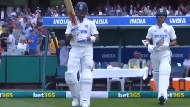 Virat Kohli booed : विराट कोहली के पीछे पड़े ऑस्ट्रेलियाई फैंस, सैम कोंस्टस से लड़ाई का बदला मेलबर्न के मैदान में कुछ ऐसे लिया, Video आया सामने विराट कोहली और यशस्वी जायसवाल
