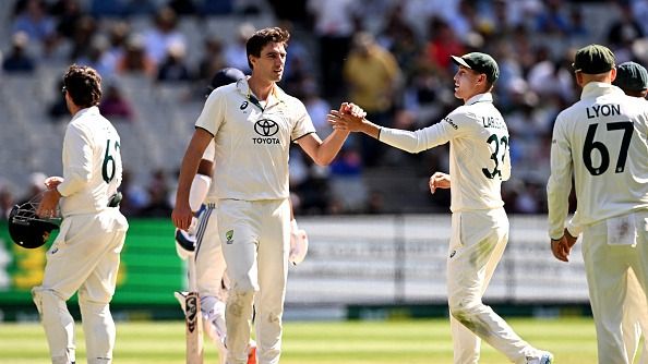 IND vs AUS : मेलबर्न में चौथे दिन ऑस्ट्रेलिया पर गिरी गाज, भारत के खिलाफ सीरीज से बाहर हुआ मिडिल ऑर्डर का धाकड़ बल्लेबाज, जानिए कौन है ये धुरंधर?