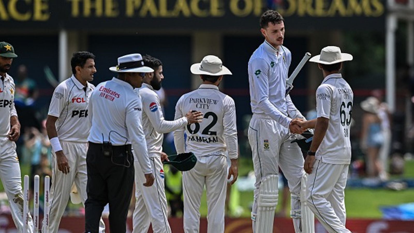 'मैं टॉयलेट में बैठा था और जानबूझकर बाहर नहीं आया', साउथ अफ्रीका की जीत पर इस खिलाड़ी ने किया चौंकाने वाला खुलासा 'मैं टॉयलेट में बैठा था और जानबूझकर बाहर नहीं आया', साउथ अफ्रीका की जीत पर इस खिलाड़ी ने किया चौंकाने वाला खुलासा