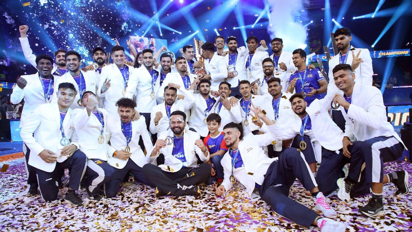 PKL Season 11: हरियाणा स्टीलर्स ने पहली बार जीता प्रो कबड्डी लीग का टाइटल, फाइनल में पटना पाइरेट्स को 32-23 से चटाई धूल, डिफेंडर्स ने दिखाया दमखम PKL Season 11: हरियाणा स्टीलर्स ने पहली बार जीता प्रो कबड्डी लीग का टाइटल, फाइनल में पटना पाइरेट्स को 32-23 से चटाई धूल, डिफेंडर्स ने दिखाया दमखम