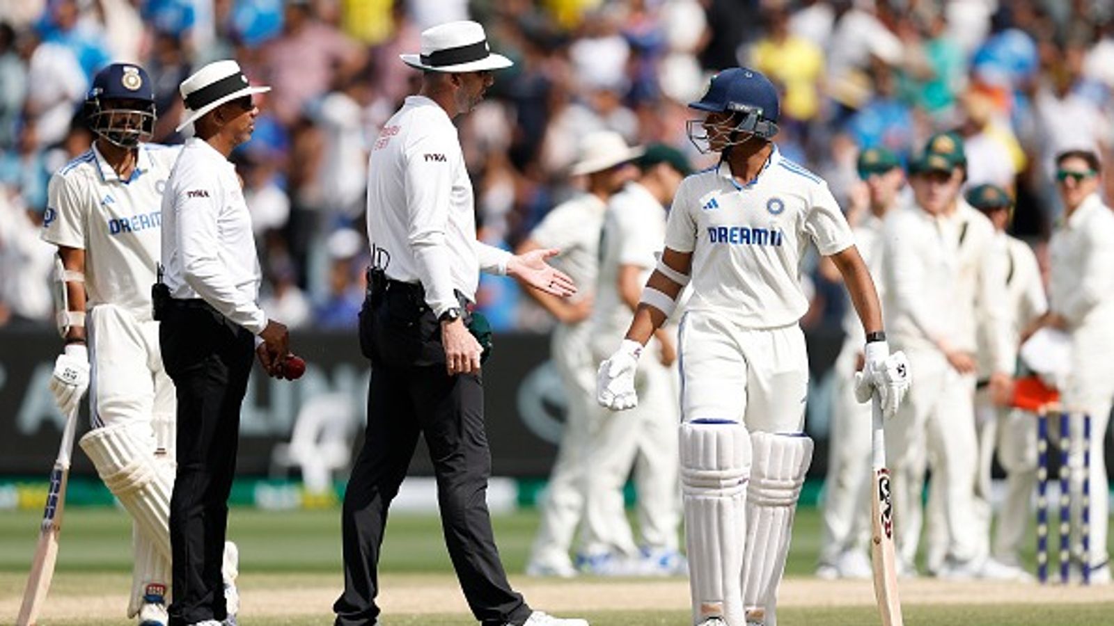 Yashasvi Jaiswal को आउट देने पर नया खुलासा, स्निकोमीटर चलाने वाली कंपनी के मालिक ने कहा- कोई आवाज नहीं आई थी Yashasvi Jaiswal को आउट देने पर नया खुलासा, स्निकोमीटर चलाने वाली कंपनी के मालिक ने कहा- कोई आवाज नहीं आई थी