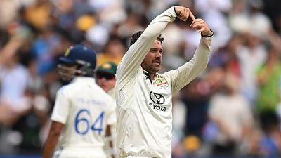 'बच्चे और महिलाएं देख रहे हैं, ऐसी सजा मिलनी चाहिए कि पीढ़ियां याद रखें ', ट्रेविस हेड के सेलिब्रेशन पर फूटा भारतीय दिग्गज का गुस्सा SportsTak Hindi