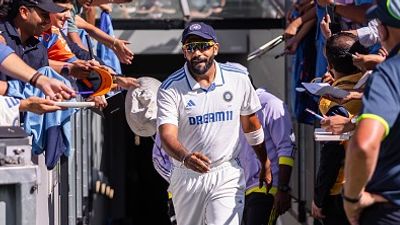 जसप्रीत बुमराह को लेकर सिडनी टेस्ट से पहले खौफ में ऑस्ट्रेलियाई दिग्गज, कहा- उनके सामने तो किस्मत की जरूरत होती है, आखिरी मैच में काश वो... SportsTak Hindi