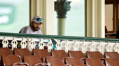 सिडनी टेस्ट से बाहर हुए रोहित शर्मा तो भड़क उठे मोहम्मद कैफ, गौतम गंभीर पर उठाए सवाल, कहा- 6 महीने पहले वो वर्ल्ड कप जीतकर आया है SportsTak Hindi