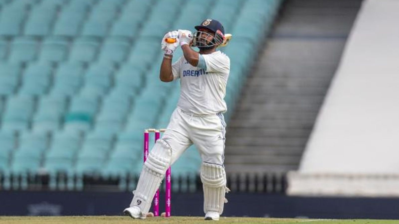 Rishabh Pant ने सिडनी टेस्ट में विस्फोटक खेल से बरपाया कहर, छक्के उड़ाने में गेल, सचिन, पोंटिंग, वॉर्नर को पछाड़ा, मेहमान बनकर ऑस्ट्रेलिया में ठोकी सबसे तेज फिफ्टी Rishabh Pant ने सिडनी टेस्ट में विस्फोटक खेल से बरपाया कहर, छक्के उड़ाने में गेल, सचिन, पोंटिंग, वॉर्नर को पछाड़ा, मेहमान बनकर ऑस्ट्रेलिया में ठोकी सबसे तेज फिफ्टी