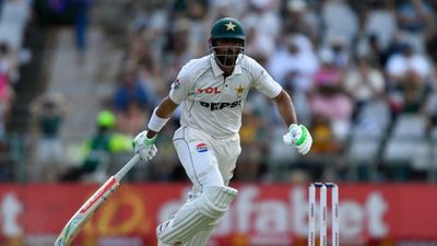 पाकिस्तानी टीम का साउथ अफ्रीका-ऑस्ट्रेलिया में घटिया रिकॉर्ड, 17 साल में एक भी टेस्ट नहीं जीता, ये आंकड़े होश उड़ा देंगे! SportsTak Hindi