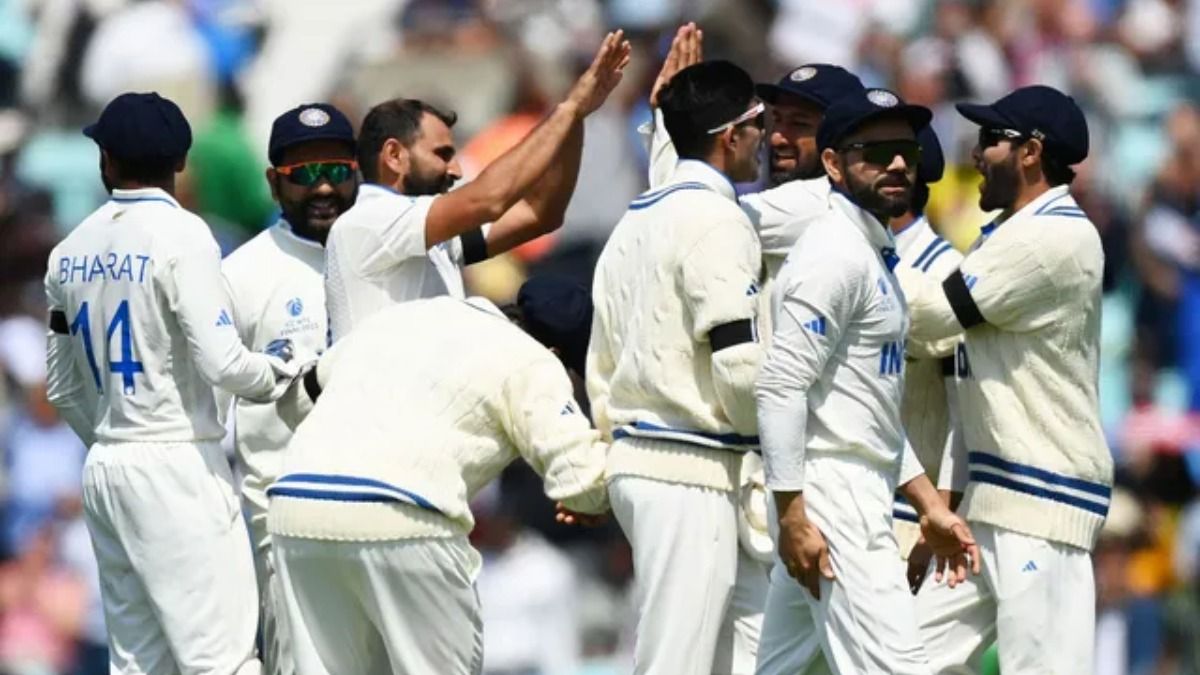IND vs ENG: रवि शास्त्री को इंग्लैंड सीरीज से पहले इस भारतीय खिलाड़ी की सताई चिंता, पूछा- उसके साथ क्या हुआ, वह कहां है? 