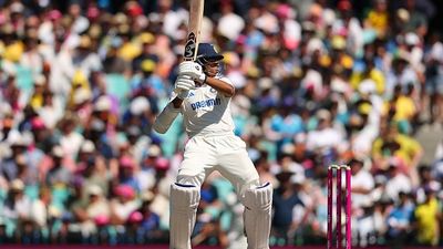 यशस्वी जायसवाल को ऑस्ट्रेलिया में धमाकेदार प्रदर्शन करने के बाद BCCI दे सकती है बड़ा तोहफा, सेलेक्टर्स और टीम मैनेजमेंट भी हामी भरने को तैयार SportsTak Hindi