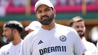 Exclusive : 'रोहित शर्मा अपनी फिटनेस पर ध्यान दें', भारतीय कप्तान की फॉर्म पर नवजोत सिंह सिद्धू का बयान, कहा- छह महीने बाद... SportsTak Hindi