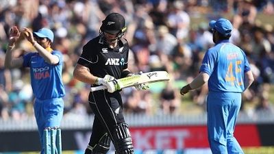 'मैंने हालत को देखकर रिटायरमेंट का फैसला लिया, जिस तरह से मुझे...', 38 की उम्र में इंटरनेशनल क्रिकेट छोड़ने के बाद छलका दिग्गज ओपनर का दर्द SportsTak Hindi