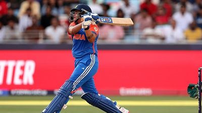 'वो टीम की योजना में...', भारतीय ओपनर के लिए क्या बंद हो गए हैं टीम इंडिया के दरवाजे? फ्यूचर को लेकर कप्तान ने दिया बड़ा बयान SportsTak Hindi