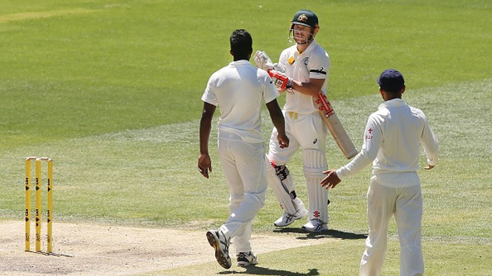 भारत-ऑस्ट्रेलिया सीरीज के बाद भारतीय तेज गेंदबाज ने अचानक लिया संन्यास, चोट की वजह से बर्बाद हुआ करियर भारत-ऑस्ट्रेलिया सीरीज के बाद भारतीय तेज गेंदबाज ने अचानक लिया संन्यास, चोट की वजह से बर्बाद हुआ करियर