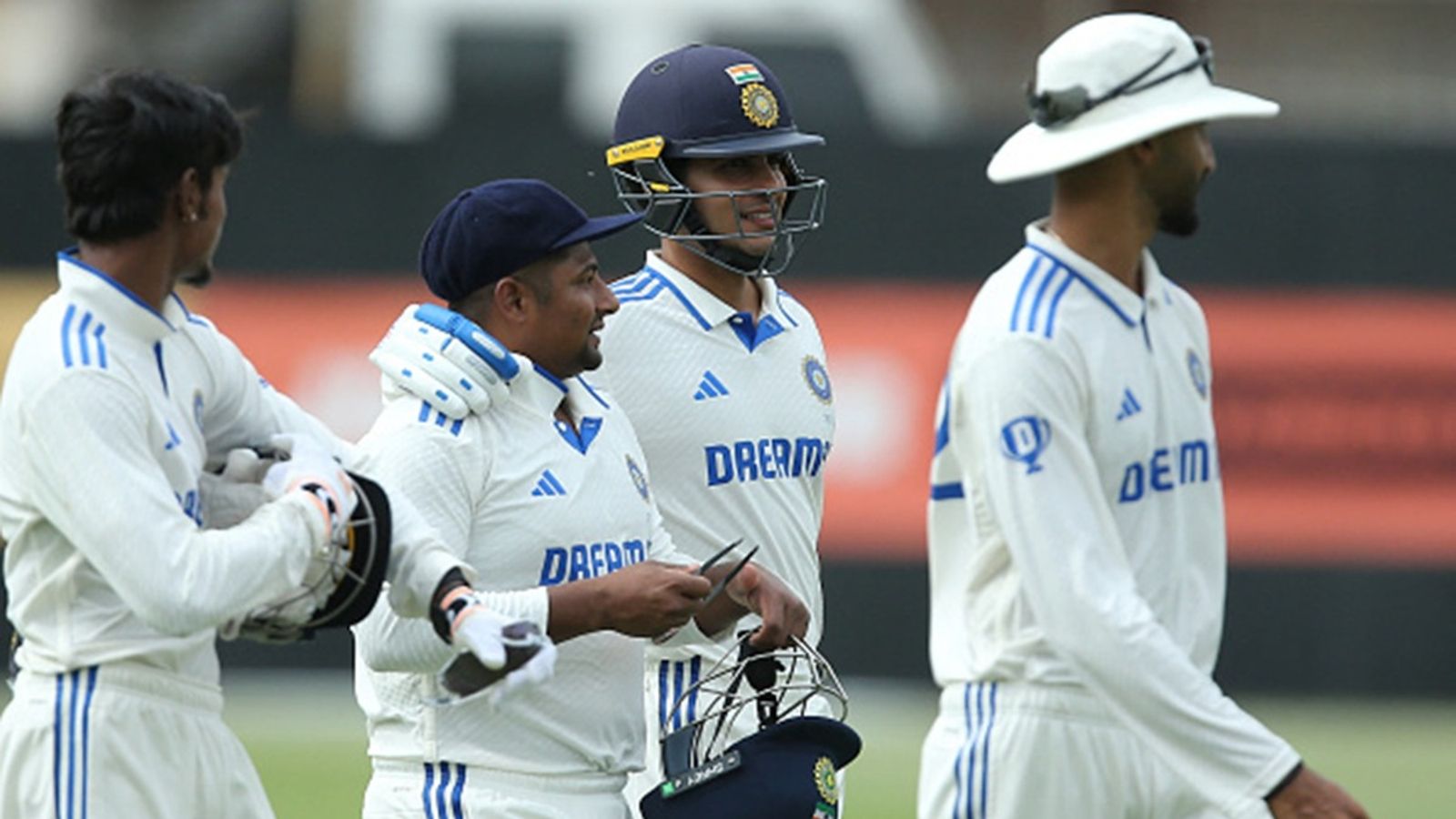 Champions Trophy की टीम इंडिया के सेलेक्शन से पहले स्टार बल्लेबाज चोटिल, पसली में हुआ फ्रेक्चर, ऑस्ट्रेलिया से आने पर खुलासा Champions Trophy की टीम इंडिया के सेलेक्शन से पहले स्टार बल्लेबाज चोटिल, पसली में हुआ फ्रेक्चर, ऑस्ट्रेलिया से आने पर खुलासा