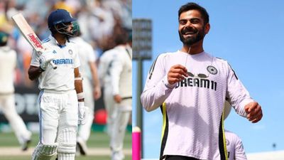 विराट कोहली के बल्ले से ऑस्ट्रेलियाई दौरे पर गाबा में फॉलोऑन बचाने वाले आकाशदीप का बड़ा खुलासा, कहा - उनसे बैट मांगने की हिम्मत... आकाशदीप और विराट कोहली