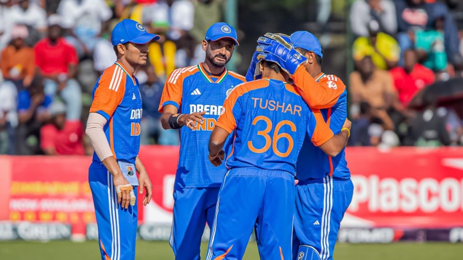 चैंपियंस ट्रॉफी और IPL 2025 से पहले खलबली! भारतीय स्टार खिलाड़ी 7 महीने में दूसरी बार चोटिल, सर्जरी के बाद फिर से घायल चैंपियंस ट्रॉफी और IPL 2025 से पहले खलबली! भारतीय स्टार खिलाड़ी 7 महीने में दूसरी बार चोटिल, सर्जरी के बाद फिर से घायल