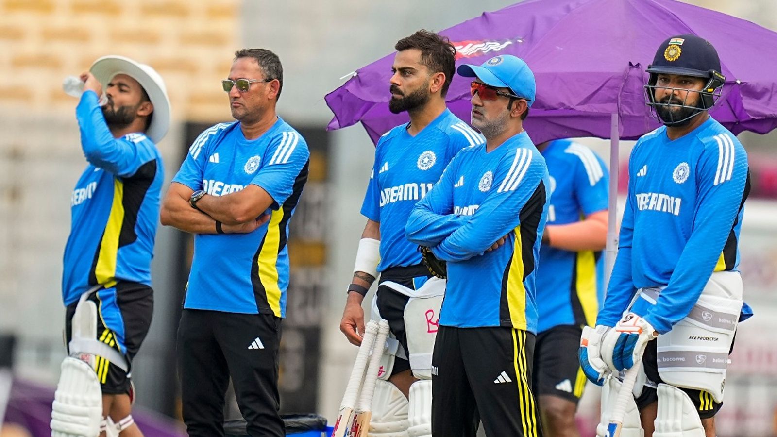 Team India Squad : Champions Trophy 2025 के लिए कब और कितने बजे होगा टीम इंडिया का ऐलान, किस चैनल पर होगा Live टेलीकास्ट और Online Streaming, जानें सब कुछ Team India Squad : Champions Trophy 2025 के लिए कब और कितने बजे होगा टीम इंडिया का ऐलान, किस चैनल पर होगा Live टेलीकास्ट और Online Streaming, जानें सब कुछ