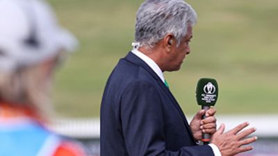 टीम इंडिया के हेड कोच रहे पूर्व भारतीय बल्लेबाज को छूकर निकली मौत, खुद किया डरावना खुलासा, कहा- कुछ मिनट.... SportsTak Hindi