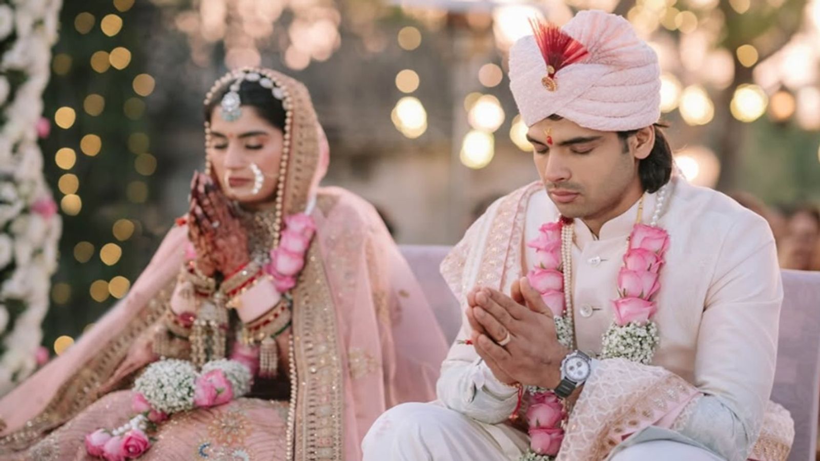Neeraj Chopra Wedding: शिमला में लिए सात फेरे, 50 लोग हुए शामिल, हनीमून से लेकर गेस्ट लिस्ट तक नीरज चोपड़ा-हिमानी की शादी से जुड़ी छह बड़ी बातें आई सामने Neeraj Chopra Wedding: शिमला में लिए सात फेरे, 50 लोग हुए शामिल, हनीमून से लेकर गेस्ट लिस्ट तक नीरज चोपड़ा-हिमानी की शादी से जुड़ी छह बड़ी बातें आई सामने