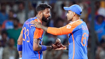 IND vs ENG: हार्दिक पंड्या को T20I उपकप्तानी से हटा जाने पर सूर्यकुमार यादव क्या बोल गए! कहा- उसके साथ मेरा रिश्ता... SportsTak Hindi
