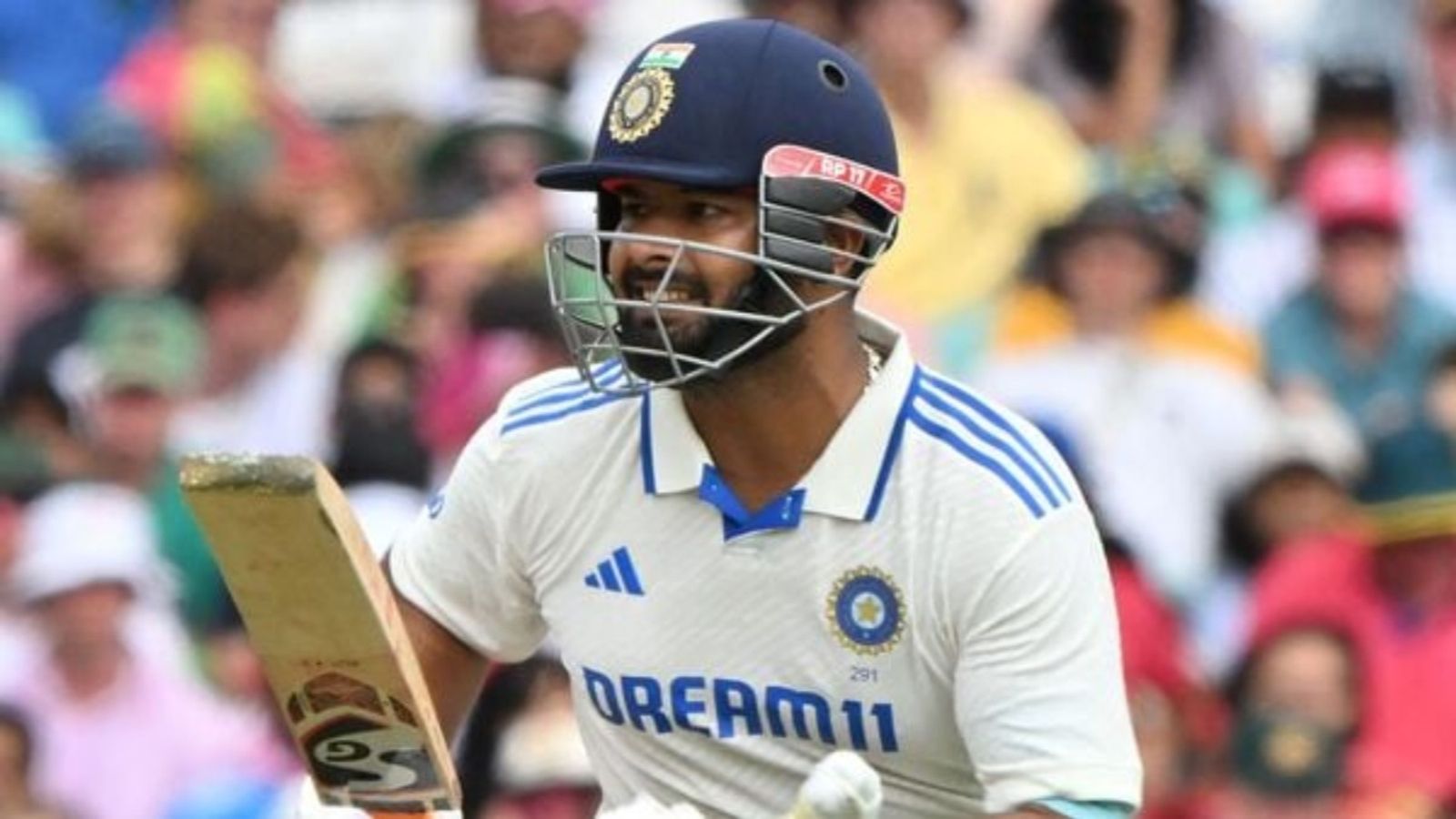 रोहित शर्मा के बाद ऋषभ पंत भी रणजी ट्रॉफी में ढेर, रवींद्र जडेजा की फिरकी में फंसकर दूसरी पारी में भी फेल रोहित शर्मा के बाद ऋषभ पंत भी रणजी ट्रॉफी में ढेर, रवींद्र जडेजा की फिरकी में फंसकर दूसरी पारी में भी फेल